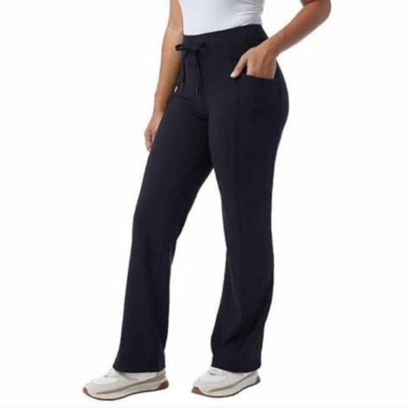 NWT 32 Degrees Women's active Flare Black Pant - Picture 2 of 8